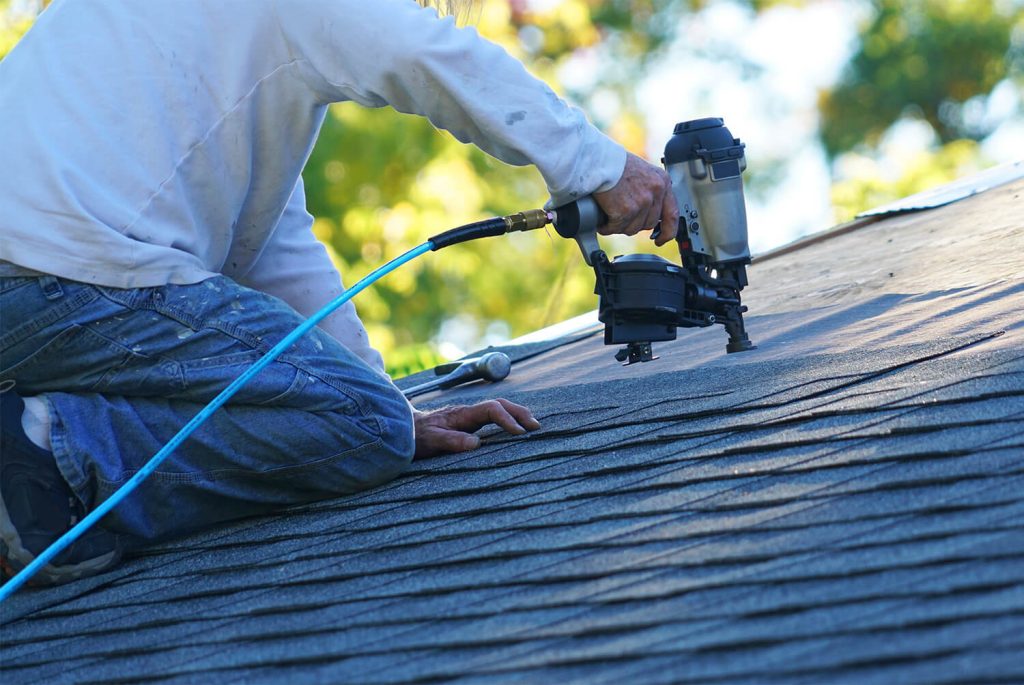 Roof restoration and color serice by roofing expert in Melbourne city
